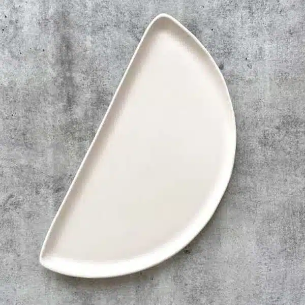 Made of 100% ceramic Bruch-Dishwasher safe Dimensions 10*5 inch Simple, timeless and versatile