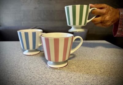 Footed porcelain mug