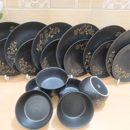 18 pc dinner set blacl beauty