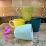 Strip mug with flower pattern